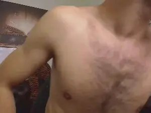 Cam4 Free Live Porn of KyloEast