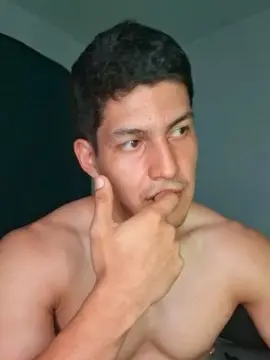 Cam4 Live Sex of JohnnyRuizXXX