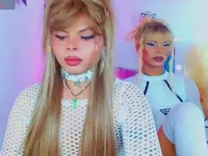 Cam4 Watch Live Sex Cams of leslychaneldoll