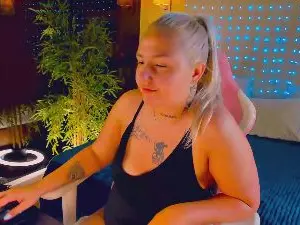 Cam4 Free Live Porn of Debbi_Taylor