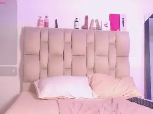 Cam4 Live Sex Cam of esmeralda_bk