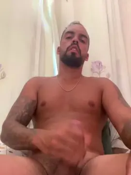 Cam4 Adult Webcams of lucasdotadorj23