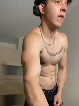 Cam4 Best live sex cam show of bravo_maestro