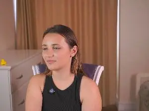 Cam4 Sex Cam of MallieDelira