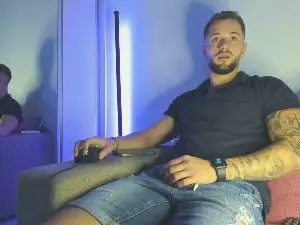 Cam4 Watch Live Sex Cams of Nikcholasx1