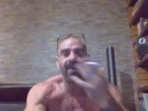Cam4 Live Porn of TomiPsexy