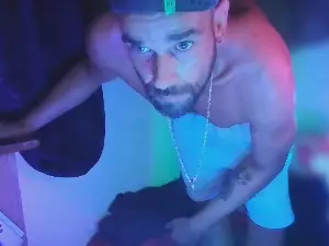 Cam4 Sex Chat of GuyST