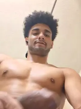 Cam4 Live Porn of MrStealUrgirl77