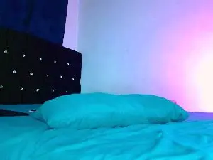 Cam4 Free Live Porn of Nicolle_2