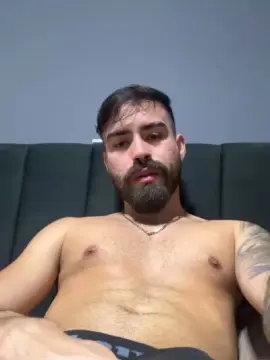 Cam4 Live Sex of Vilengo23
