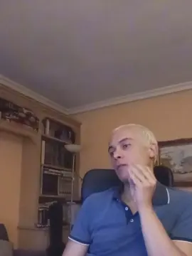 Cam4 Free Live Porn of JosephCam