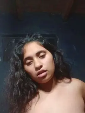 Cam4 Best Webcam of Camila057