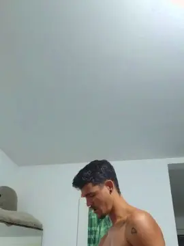 Cam4 Best live sex cam show of Levi_Henrique