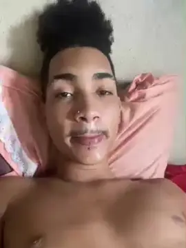 Cam4 Best Webcam of Novinhomineir