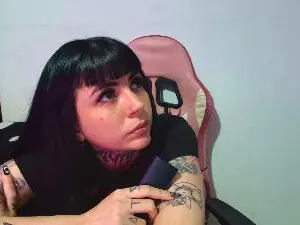 Cam4 Free Live Porn of laylahance20