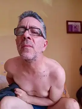 Cam4 Private Sex Chat of linaresjpr