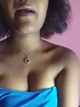 Cam4 Nude Webcam of natty_kiss2