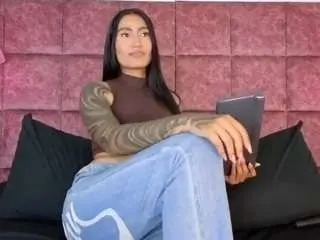 Camsoda Nude Webcam of jade-foxx1