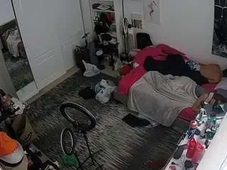 Camsoda Nude Webcam of voyeurcam-hornyhostel-02