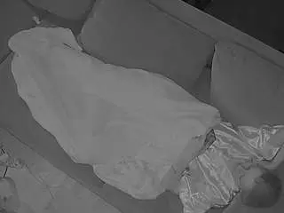 Camsoda Live Sex Cam of voyeurcam-julmodels-living-7