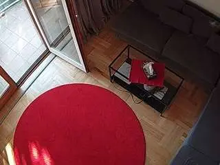 Camsoda Adult Webcams of voyeurcam-julmodels-living-7