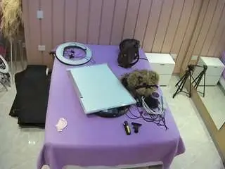 Camsoda Live Porn of voyeurcam-casa-salsa-bedroom-1