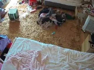 Camsoda Sex Cam of voyeurcam-julmodels-whitebed-5