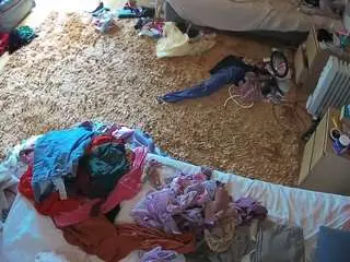 Camsoda Live Sex Cam of voyeurcam-julmodels-whitebed-5