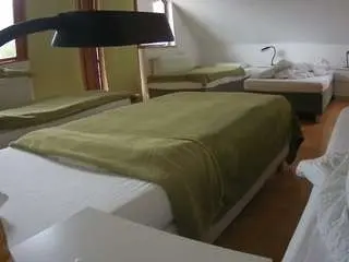 Camsoda Watch Live Sex Cams of voyeurcam-julmodels-bed-2