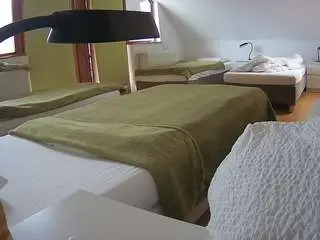 Camsoda Free Porn Cam of voyeurcam-julmodels-bed-2