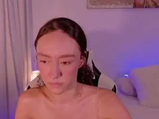 Camsoda Watch Live Sex Cams of chloemoretix