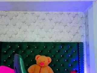 Camsoda Private Sex Chat of juliana-diamond