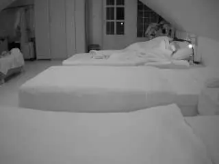 Camsoda Adult Video Chat of voyeurcam-julmodels-bed-3