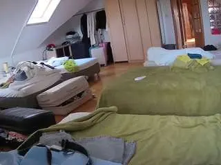 Camsoda Free Live Porn of voyeurcam-julmodels-bed-3