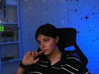 Camsoda Sex Cam of kiara-belle