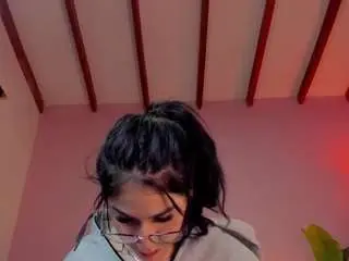 Camsoda Watch Live Sex Cams of wet-kiiss
