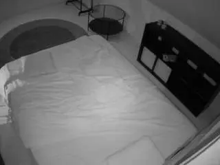 Camsoda Adult Video Chat of voyeurcam-julmodels-whitebed-2