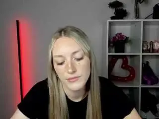 Camsoda Free Live Porn of evelynblond