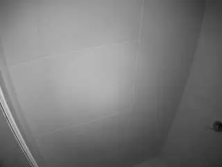 Camsoda Private Sex Chat of voyeurcam-casa-salsa-bathroom-8