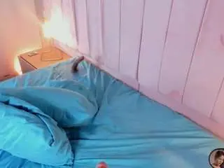 Camsoda Free Porn Cam of hillary-collins