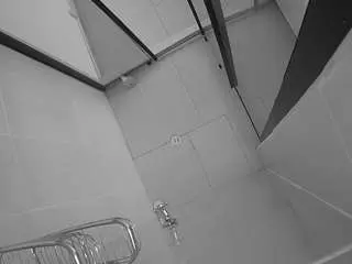 Camsoda Free Live Porn of voyeurcam-jb-shower-2