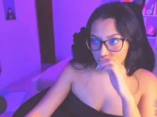 Camsoda Adult Webcam of soyliliclerk