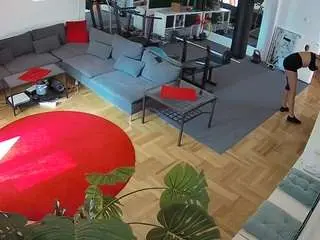 Camsoda Adult Webcams of voyeurcam-julmodels-living-2