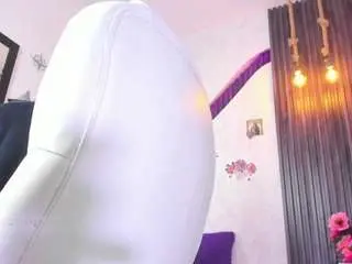 Camsoda Watch Live Sex Cams of yessicadoll