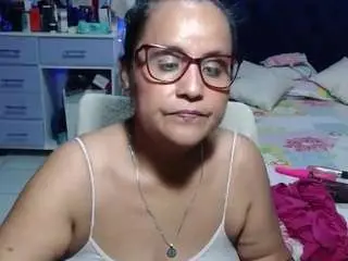 Camsoda Nude Webcam of samy-mature