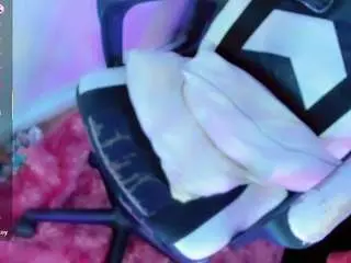 Camsoda Free Porn Cam of camila-valkyrie