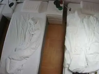 Camsoda Live Porn of voyeurcam-julmodels-bed-5