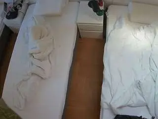 Camsoda Sex Chat of voyeurcam-julmodels-bed-5