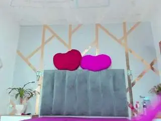 Camsoda Watch Live Sex Cams of carolinee-torres