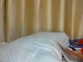Camsoda Nude Webcam of busty-bee
